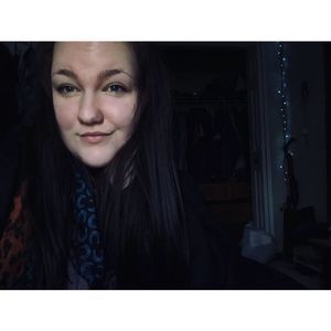 Meet your Posher, Tori